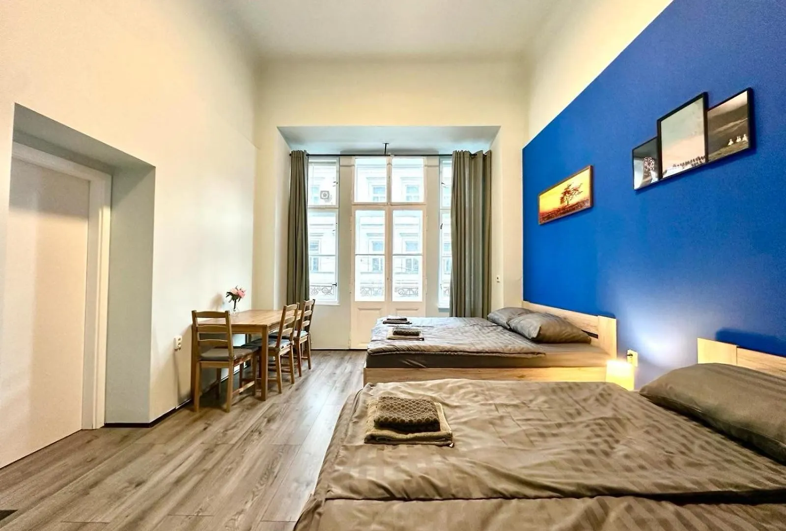 Stunning & Spacious 2Bdr Apt In Center Prague1 0*, Prag